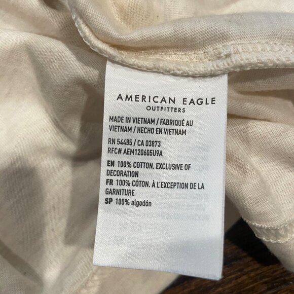 NWOT American Eagle Sz XS Felted Logo Graphic Tee Long Sleeve Cream Oatmeal - Picture 7 of 8